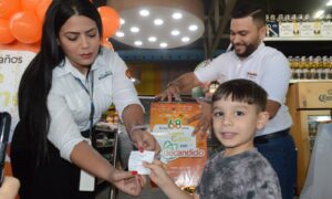 De Candido celebra su aniversario 68 con el sorteo de 68 motos y un vehículo
