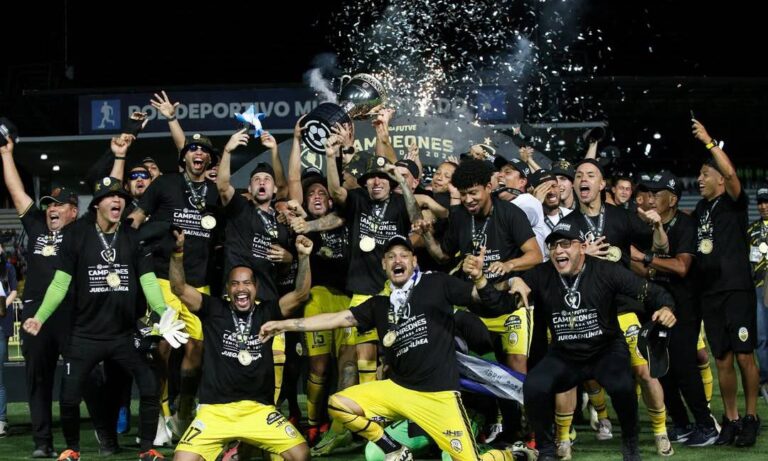 Deportivo Táchira se corona por segundo año consecutivo como campeón de la Liga