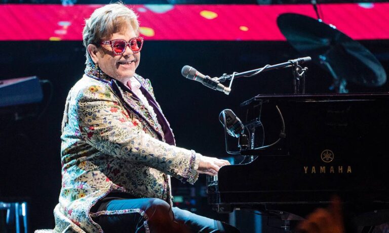 Elton John es el ícono del año para la revista Time