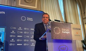 González Urrutia recuerda que no tiene ninguna restricción para volver a Venezuela