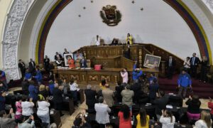 Jorge Rodríguez reitera que Maduro se juramentará como presidente el 10E