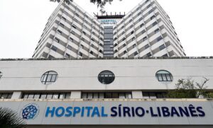 Lula se recupera en UCI tras ser operado de una hemorragia intracraneal