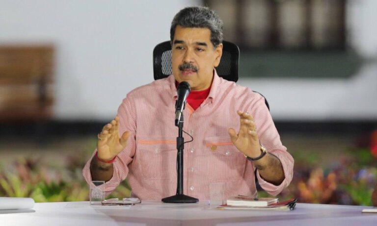 Maduro responde a Petro: “Todo el que mal ha hablado de Venezuela se ha secado”