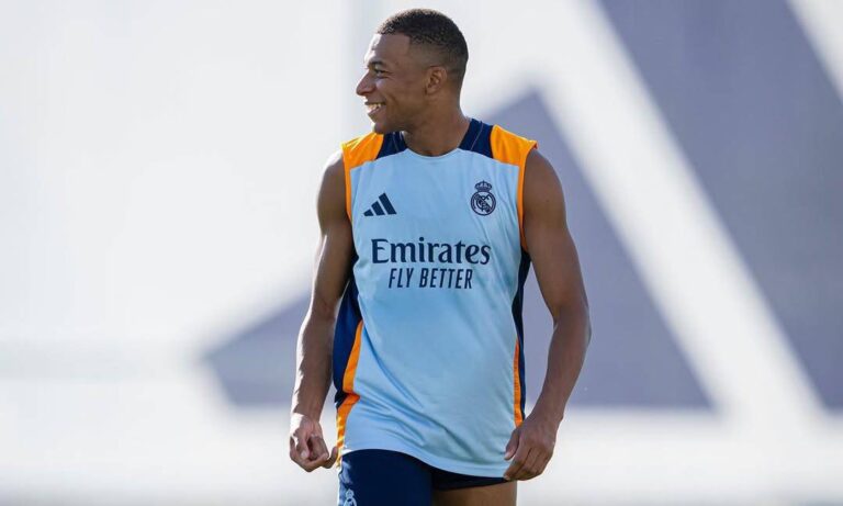 Mbappé es convocado para la final de la Copa Intercontinental