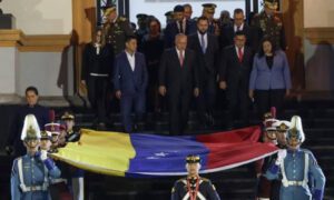 Conmemoran el 194 aniversario del fallecimiento de Simón Bolívar