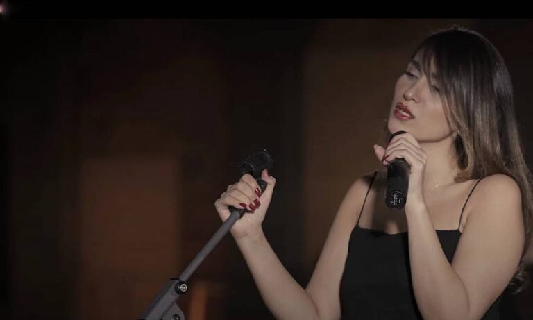 Justicia iraní demanda a cantante por publicar un concierto en internet