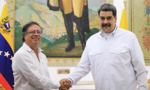 Petro felicita a Maduro por “destruir campamentos del narcotráfico” en el Zulia