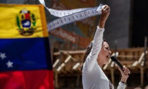 María Corina Machado a militares y policías: “Ha llegado la hora de la definición”