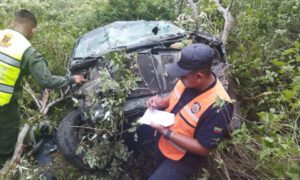 Un sacerdote y un motorizado fallecen en choque en Táchira