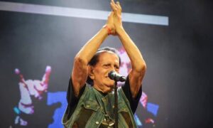 Fallece a los 81 años el cantautor Trino Mora
