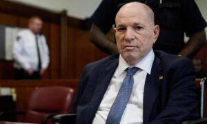 Ingresan de nuevo a Harvey Weinstein en un hospital en Nueva York