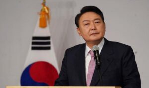 Prohíben que el presidente surcoreano abandone el país mientras se le investiga