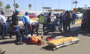 Mujer resulta lesionada en accidente de tránsito con moto en San Francisco