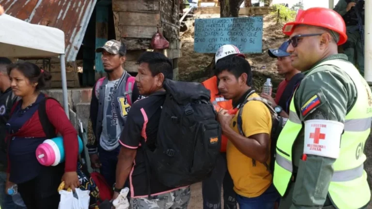 Piden a Maduro dar condición de refugiados a desplazados de Catatumbo