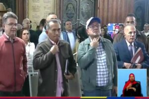 Manuel Rosales asiste a plenaria del Consejo Federal de Gobierno convocada por Maduro