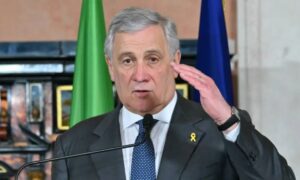 Canciller italiano convoca al encargado de negocios de Venezuela