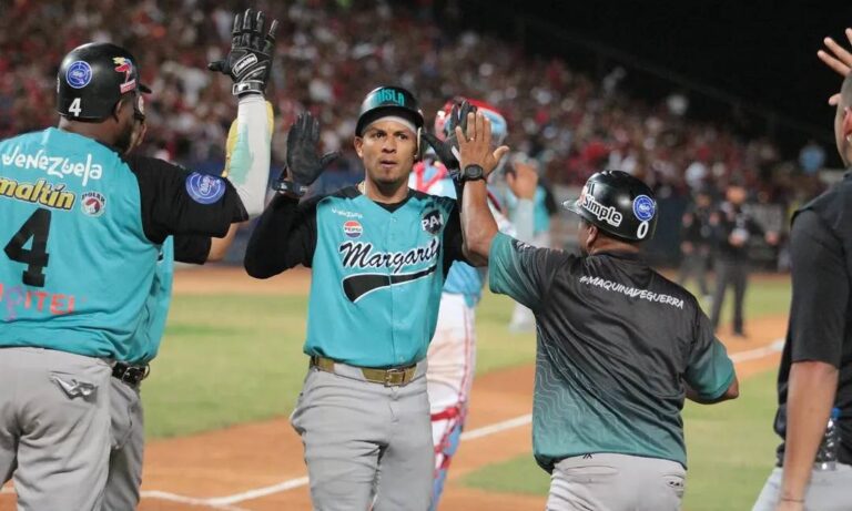 Bravos derrota a Cardenales y toma ventaja en la final de la LVBP