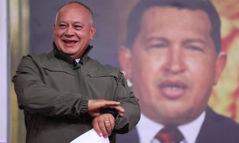 Cabello asegura que Rosales “decidió postularse a la reelección”