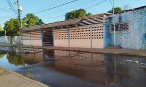 Habitantes de Cañada Honda en Maracaibo piden una solución a crisis sanitaria por cloacas