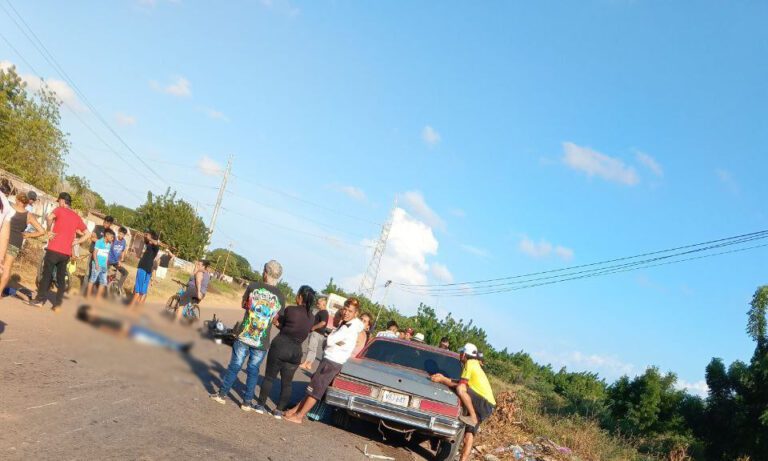 Choque entre un Malibú y una moto en la carretera Curva-La Concepción acaba con la vida de una pareja