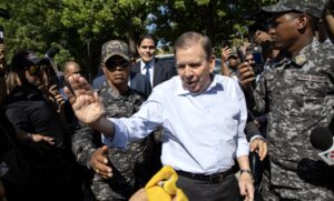 González Urrutia comenzará en Múnich la “tercera etapa” de su gira internacional