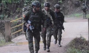 Al menos 3 soldados heridos deja ataque con drones de disidentes de las Farc