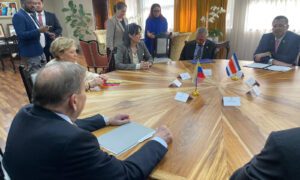 González Urrutia se reúne con Rodrigo Chaves, presidente de Costa Rica