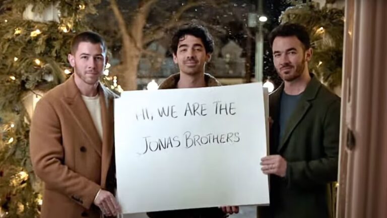 Los Jonas Brothers volverán a Disney tras 15 años con una película navideña