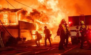 Suben a 25 muertos por incendios en Los Ángeles y arrestan a pirómanos