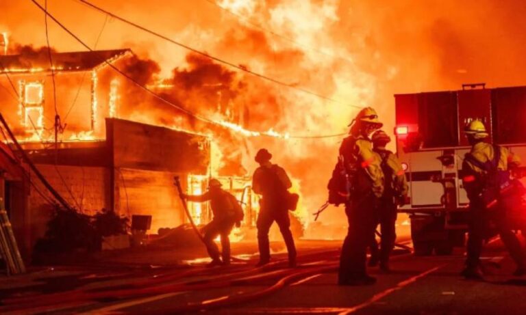 Suben a 25 muertos por incendios en Los Ángeles y arrestan a pirómanos