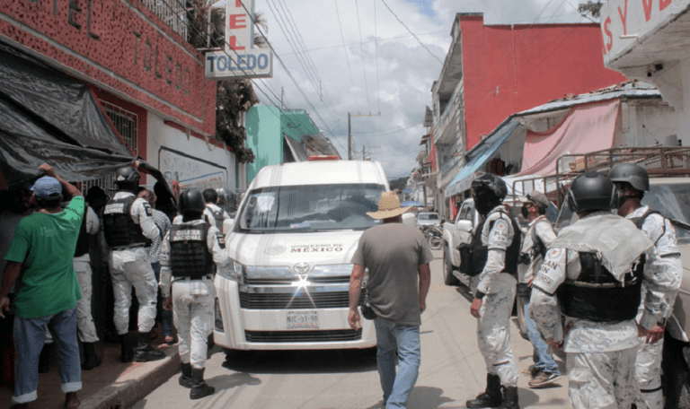 Agentes hallan a 21 migrantes en hotel de Chiapas, entre ellos venezolanos