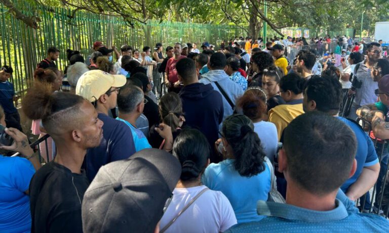 Migrantes saldrán en caravana por la saturación de peticiones de asilo en el sur de México