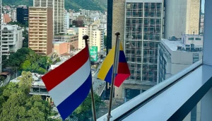 Países Bajos revoca 2 puestos diplomáticos a Venezuela
