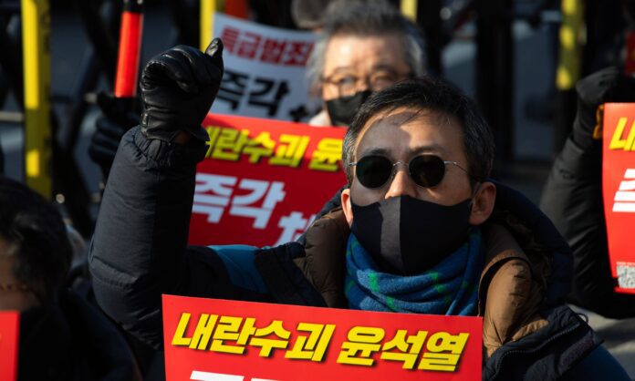 Protestas en Seul contra presidente Yoon Suk yeol