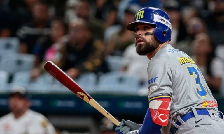 Renato Núñez se corona con el premio "Víctor Davalillo" al Jugador Más Valioso de la LVBP