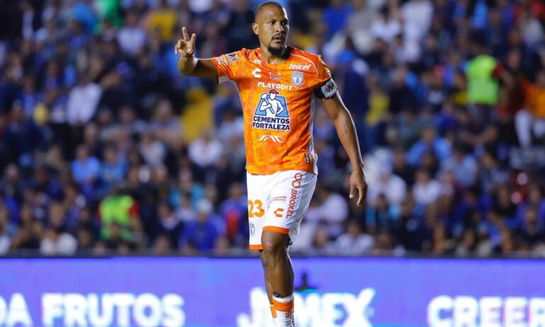 Salomón Rondón anota en su partido 50 con el Pachuca para darle el triunfo