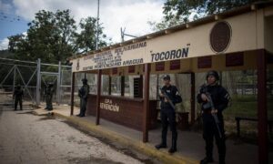 Denuncian “brote de dengue” en la prisión de Tocorón