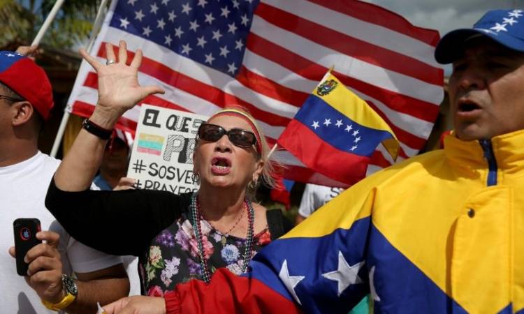 Consideran que medida contra el TPS reducirá migración venezolana a EE. UU.