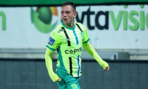 El venezolano Yerson Chacón brilla en el fútbol de Chipre