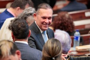 Senado colombiano pide al Gobierno rechazar secuestro del yerno de González Urrutia