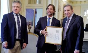 Canciller uruguayo viajará a Panamá para apoyar y acompañar a González Urrutia