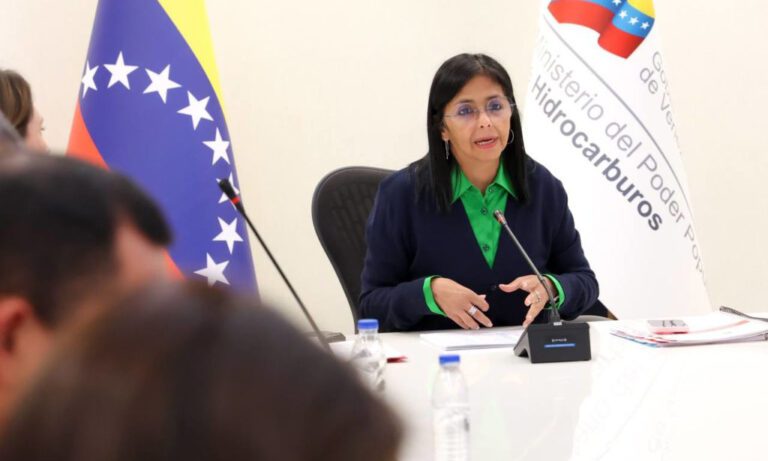 Delcy Rodríguez afirma que la economía del país creció entre 4 % y 6 % en 2024