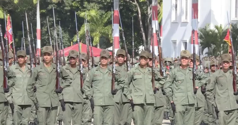 Denuncian traslado de 9 presos políticos militares a Fuerte Guaicaipuro