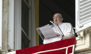 El Papa insta a gobernantes de fe cristiana a negociar el fin de las guerras