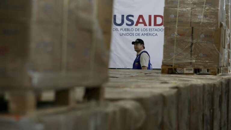 Oenegés venezolanas padecen en prudente silencio el fin de la ayuda de Usaid