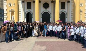 Programa JEL celebra su 21 aniversario con emotiva misa en la Basílica de la Chinita