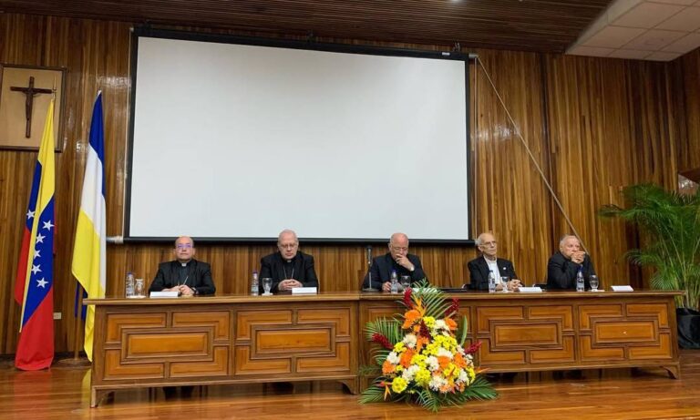 Conferencia Episcopal: “Venezuela pasó de autocracia hegemónica a una autocracia cerrada”