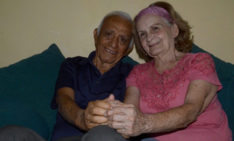 El amor de Luis y Carmen es un compromiso inquebrantable desde hace 55 años