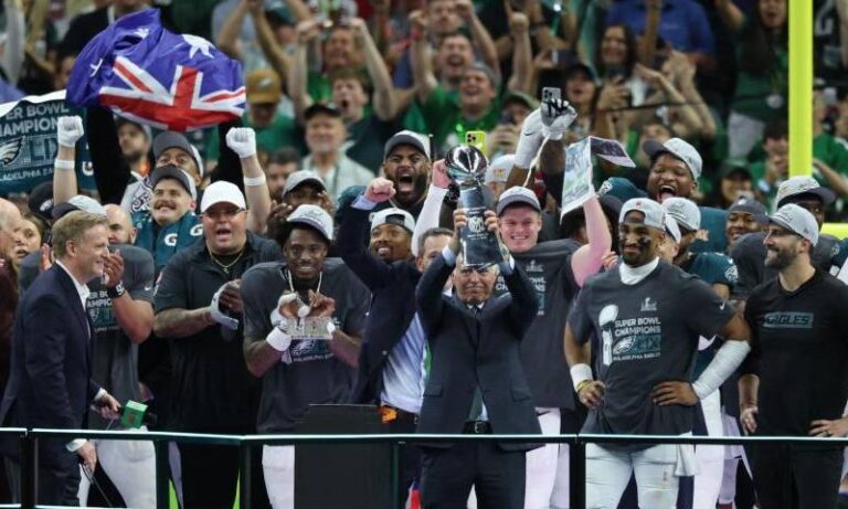 Los Eagles suman su segundo Super Bowl y el quinto título de su historia