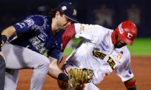 Cardenales cae 2-1 ante México en la Serie del Caribe